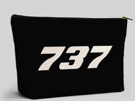 737 Flat Text Designed Zipper Pouch Cheap